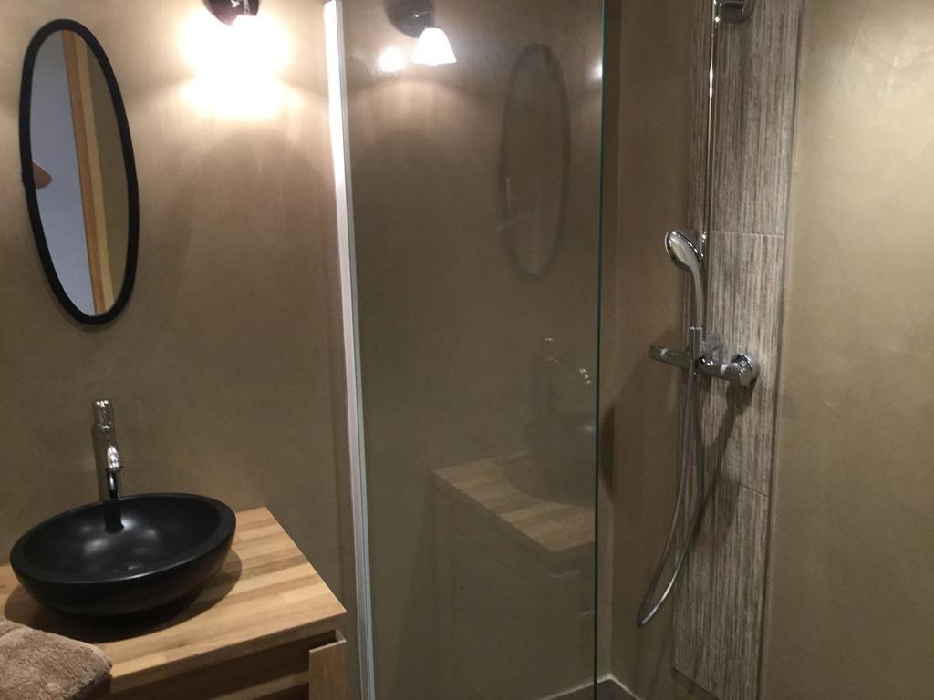 Saint-André-dʼEmbrun 레 샴브레 도렐 B&B 객실 사진