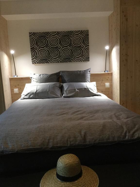 Saint-André-dʼEmbrun 레 샴브레 도렐 B&B 객실 사진